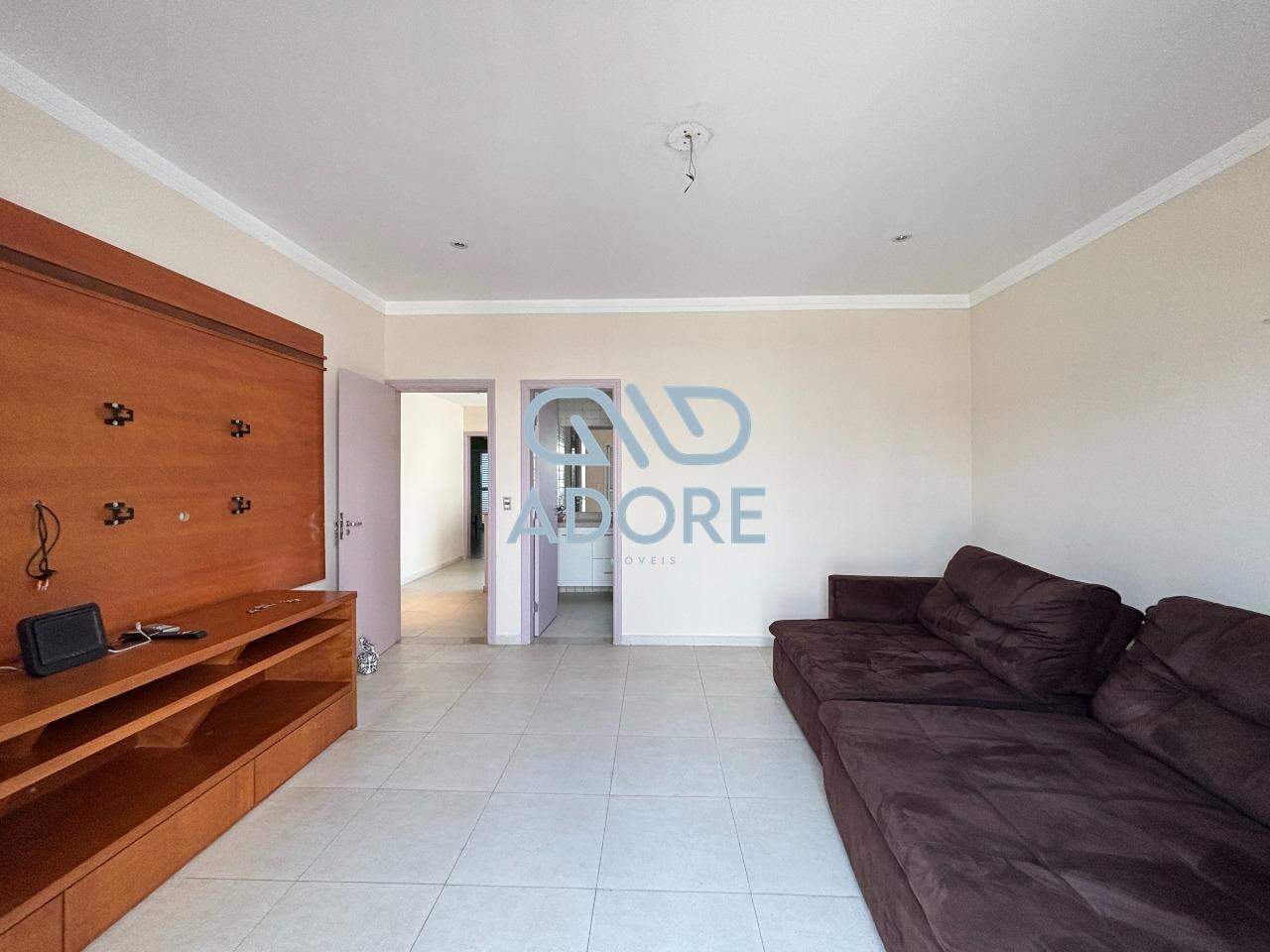 Casa de Condomínio para aluguel no Condomínio Parque do Varvito : 