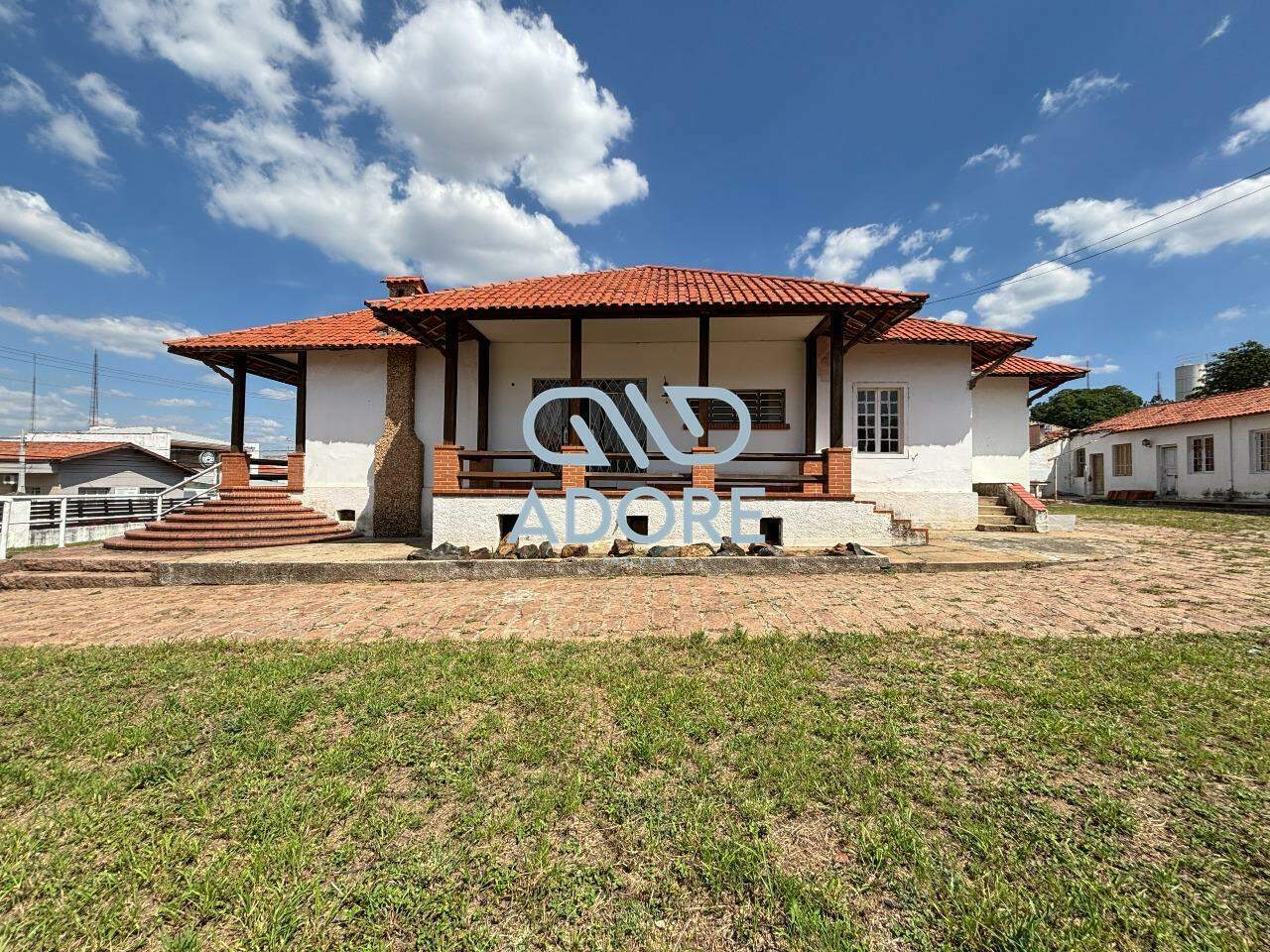 Casa Comercial para aluguel no Centro: 