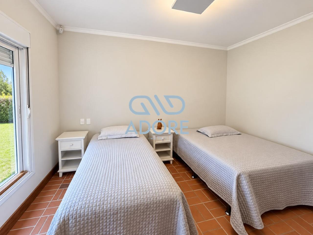 Casa de Condomínio à venda no Condomínio Terras de São José II : 