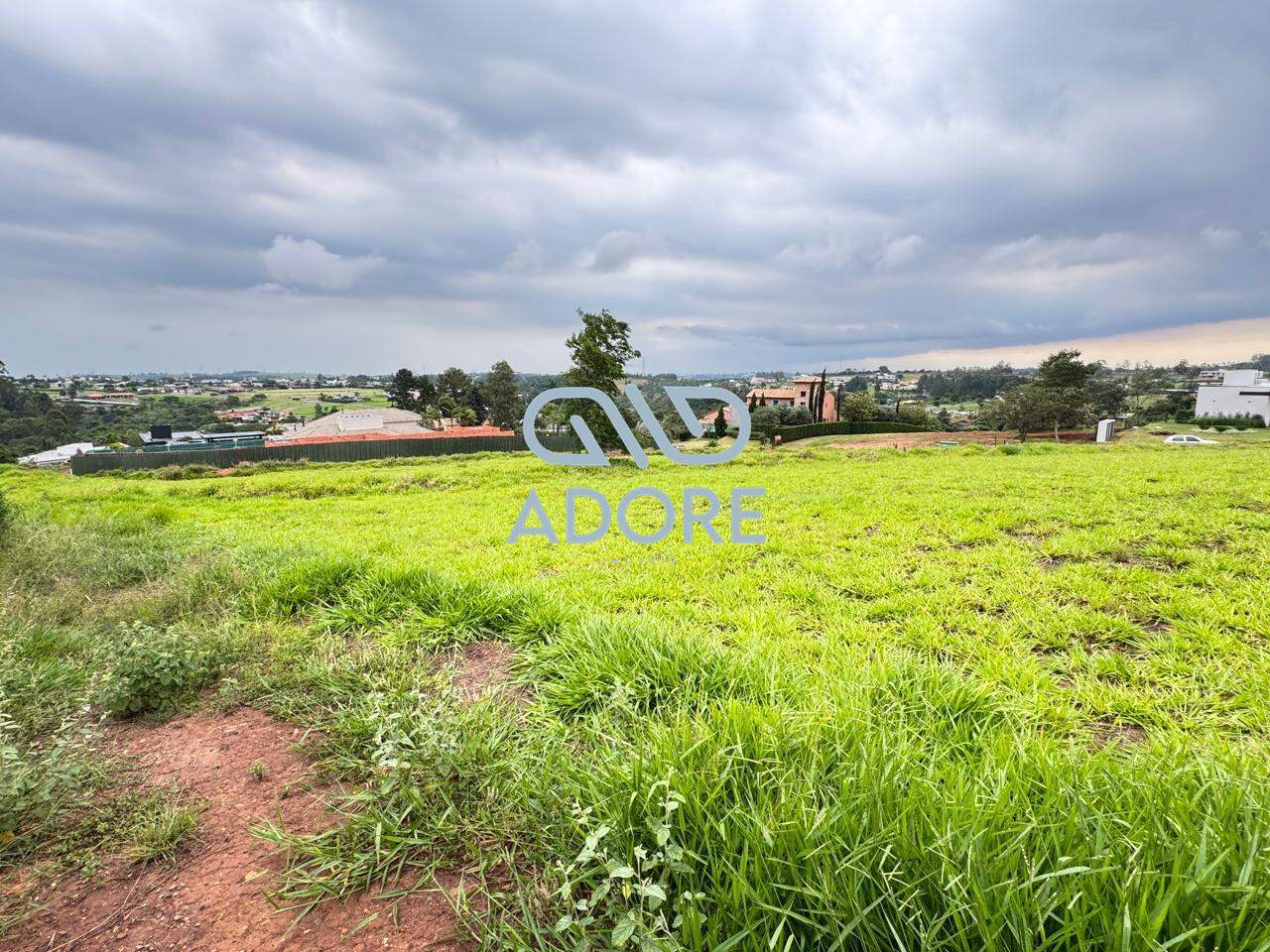 Terreno à venda no Condomínio Terras de São José II : 