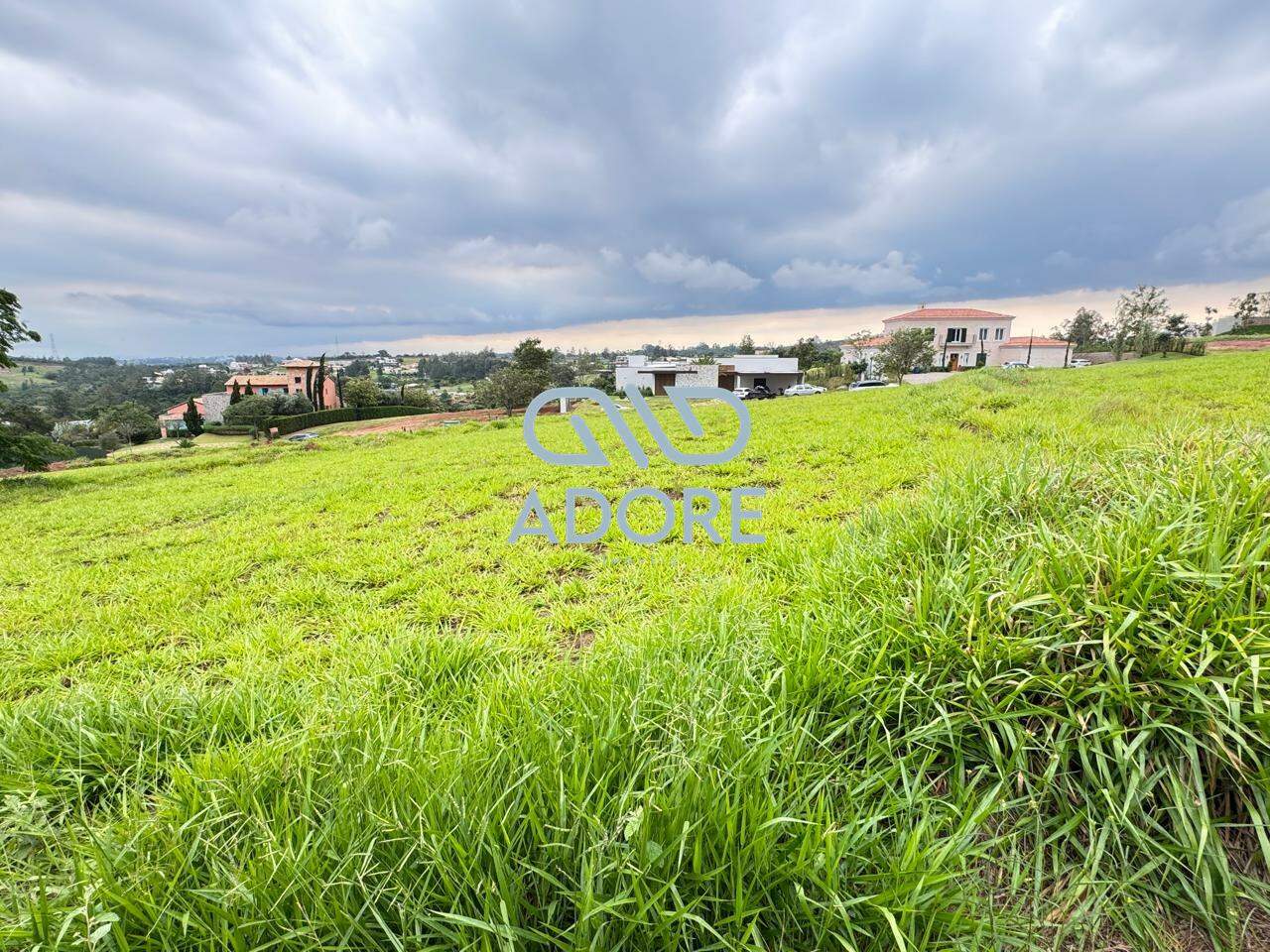 Terreno à venda no Condomínio Terras de São José II : 