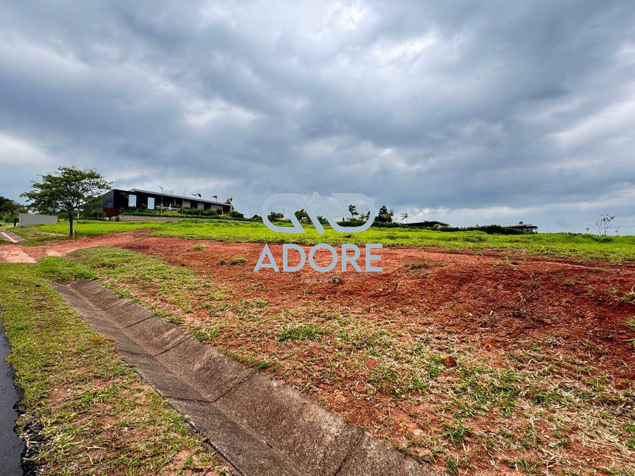 Terreno à venda no Condomínio Terras de São José II : 
