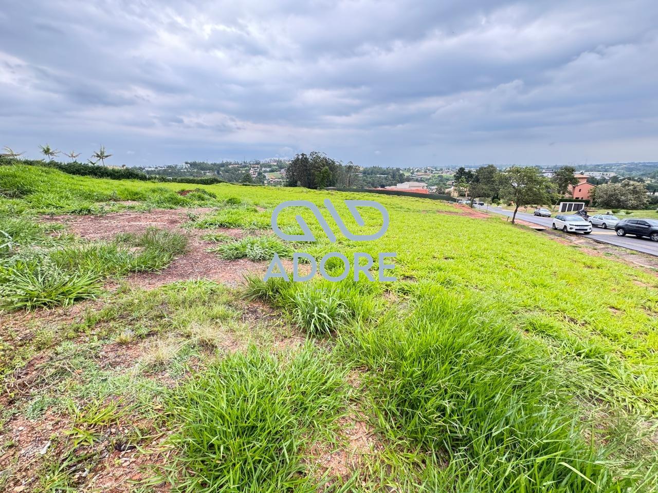 Terreno à venda no Condomínio Terras de São José II : 