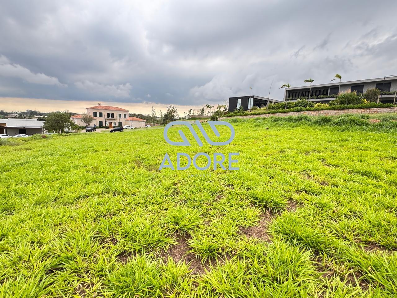 Terreno à venda no Condomínio Terras de São José II : 