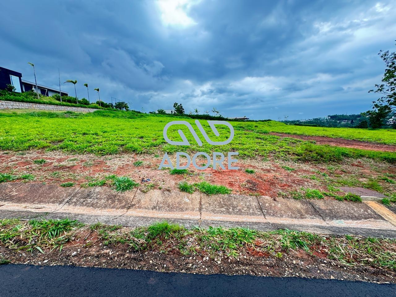 Terreno à venda no Condomínio Terras de São José II : 