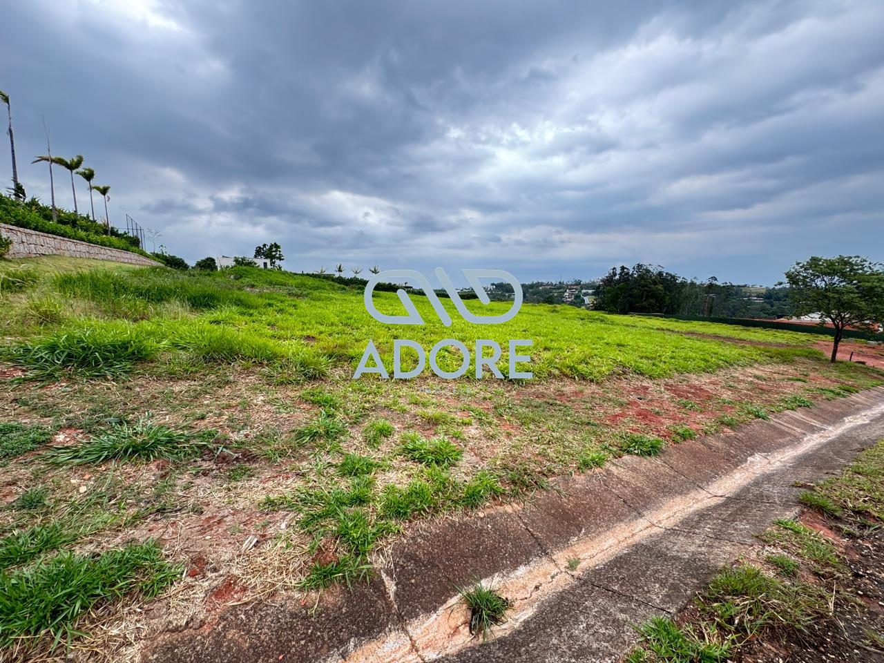 Terreno à venda no Condomínio Terras de São José II : 