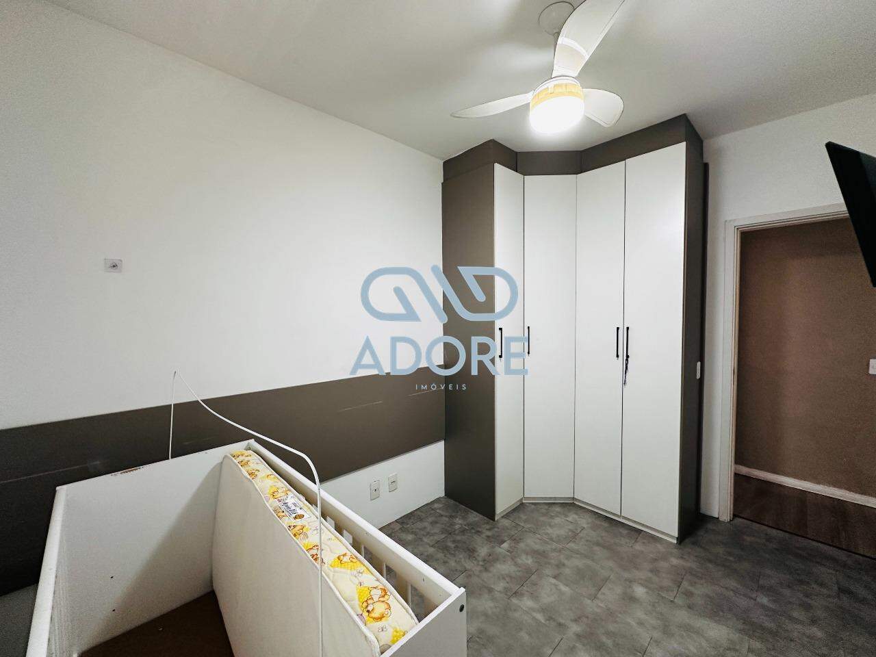 Apartamento à venda no Edifício Jardim dos Taperás: