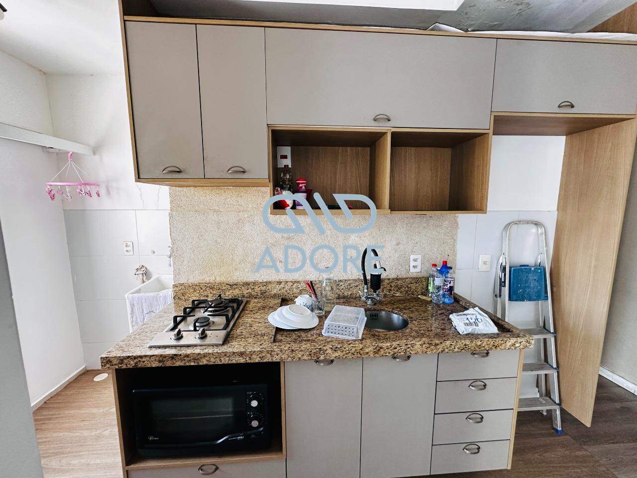 Apartamento à venda no Edifício Jardim dos Taperás: 