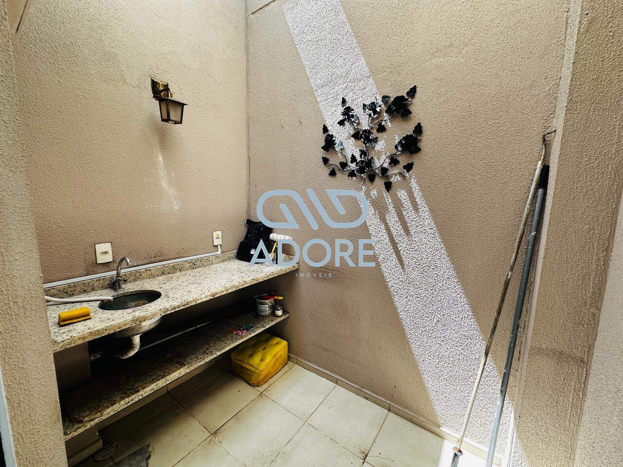 Apartamento à venda no Edifício Jardim dos Taperás: