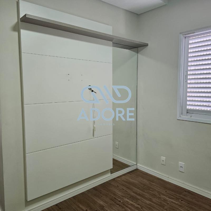 Apartamento à venda no Edifício Jardim dos Taperás: 