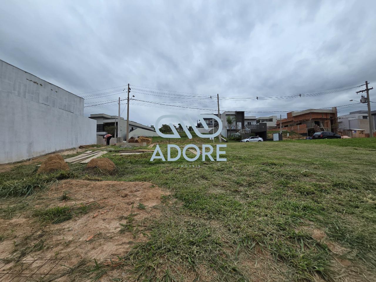 Terreno à venda no Condomínio Reserva Central Parque: 