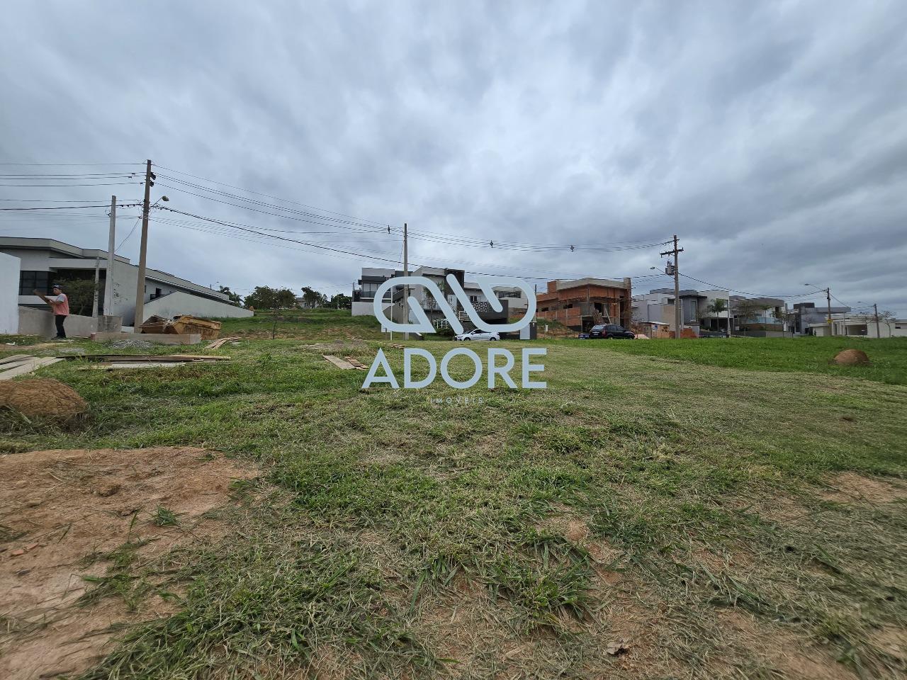 Terreno à venda no Condomínio Reserva Central Parque: 