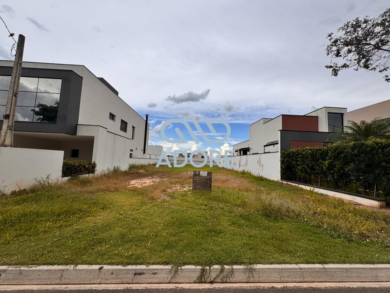 Terreno à venda no Condomínio Residencial Central Parque: 