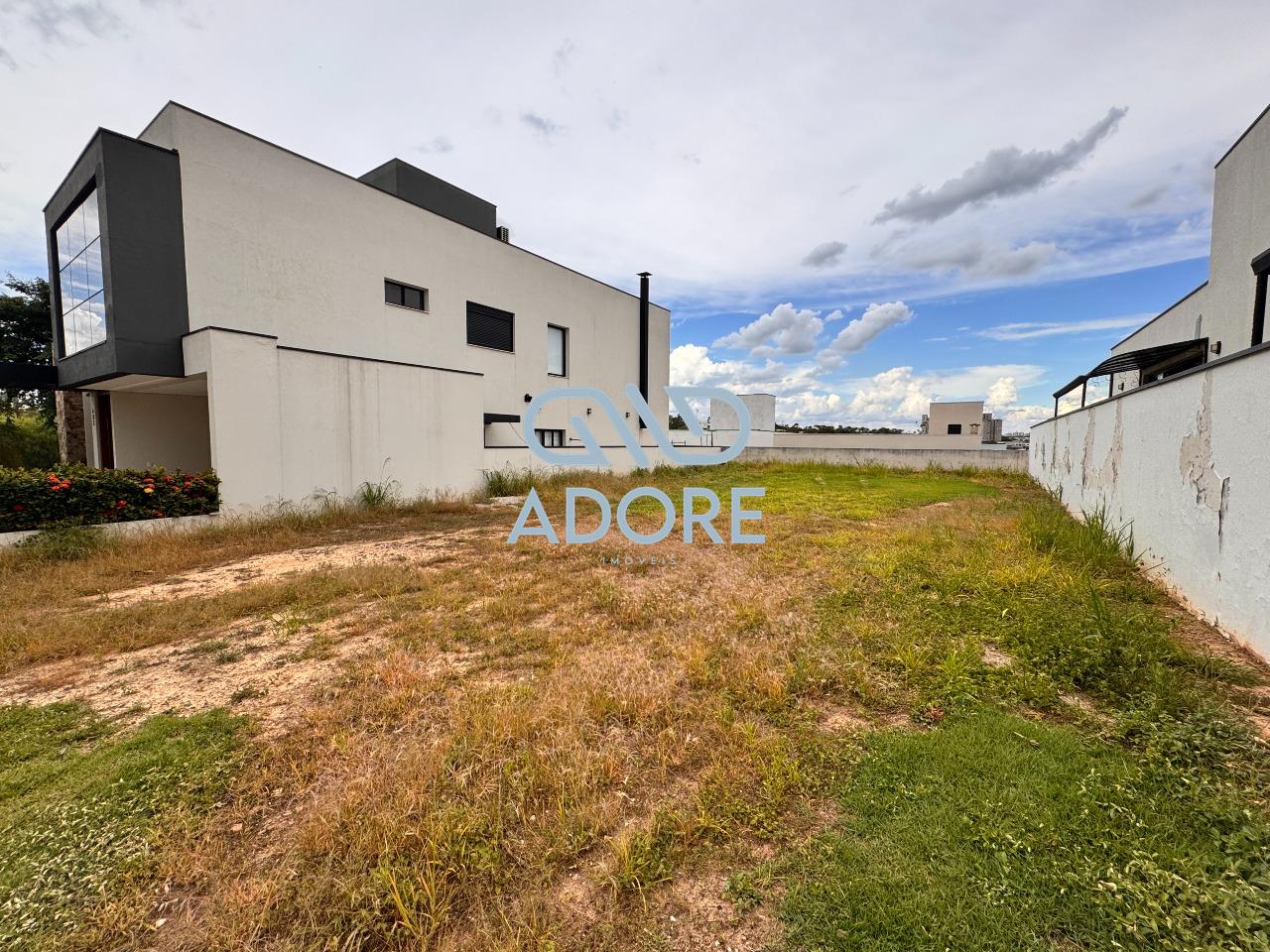 Terreno à venda no Condomínio Residencial Central Parque: 