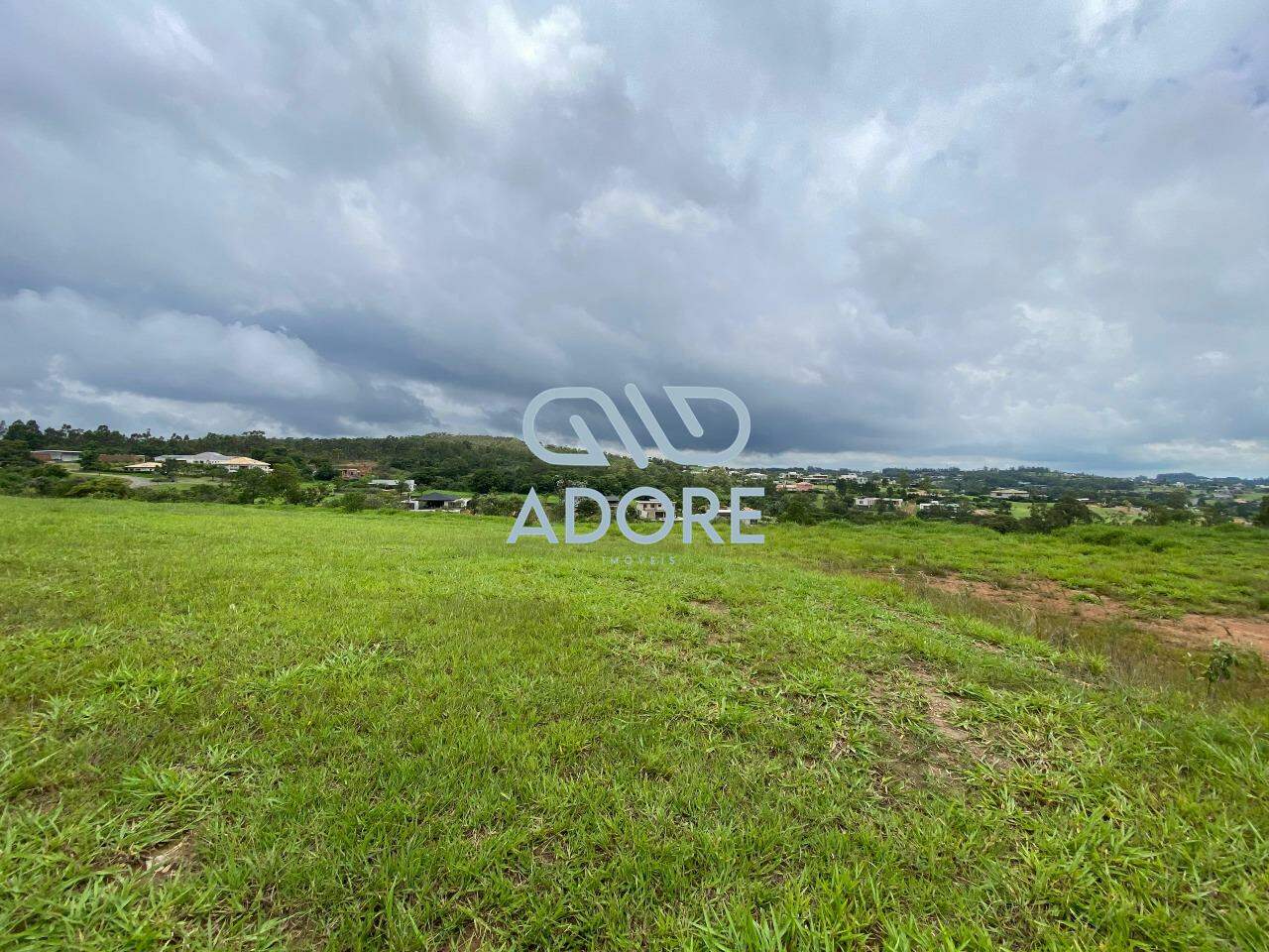 Terreno à venda no Condomínio Terras de São José II : 