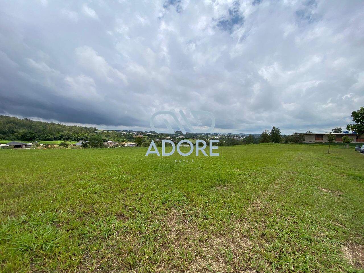Terreno à venda no Condomínio Terras de São José II : 