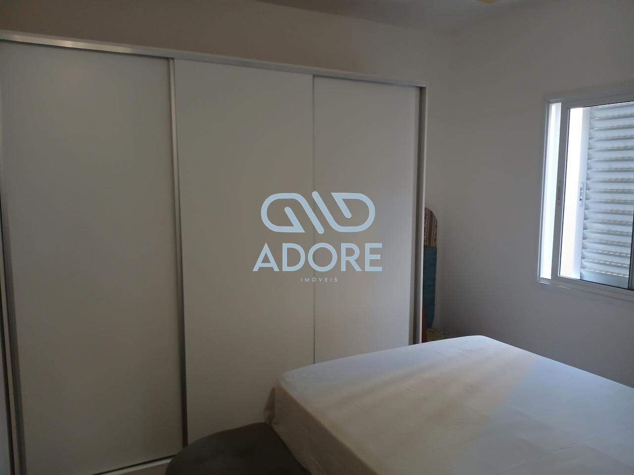 Apartamento à venda no Edifício Jardim dos Taperás: 