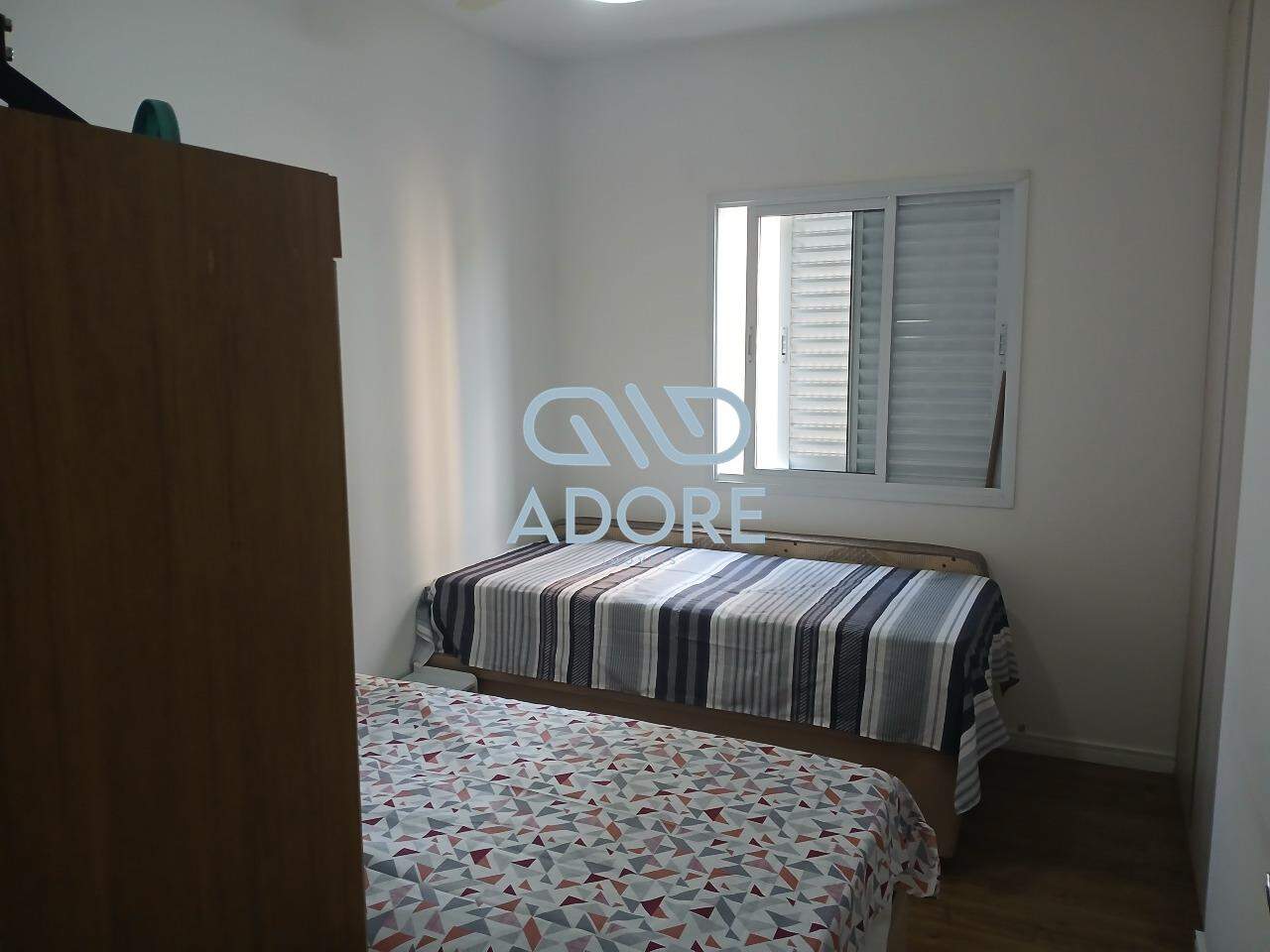 Apartamento à venda no Edifício Jardim dos Taperás: 