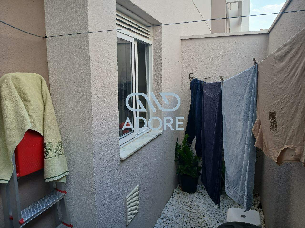 Apartamento à venda no Edifício Jardim dos Taperás: 