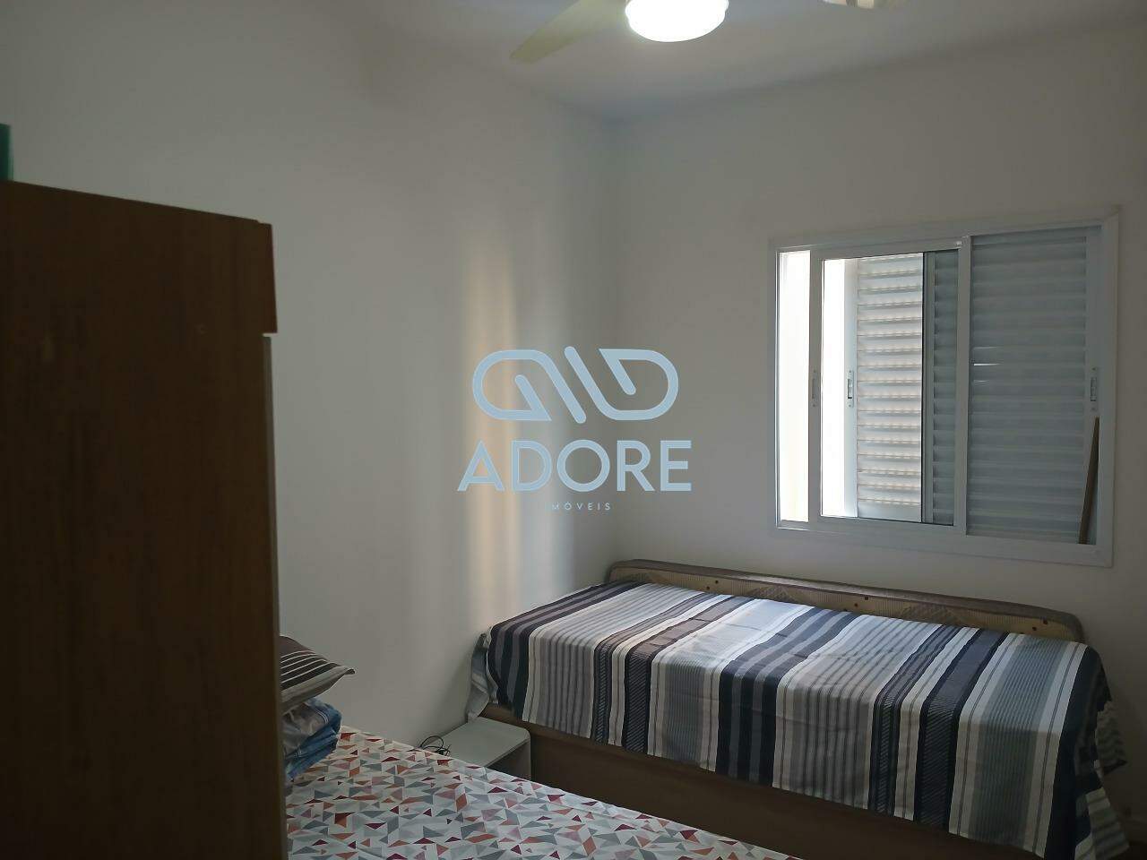 Apartamento à venda no Edifício Jardim dos Taperás: 