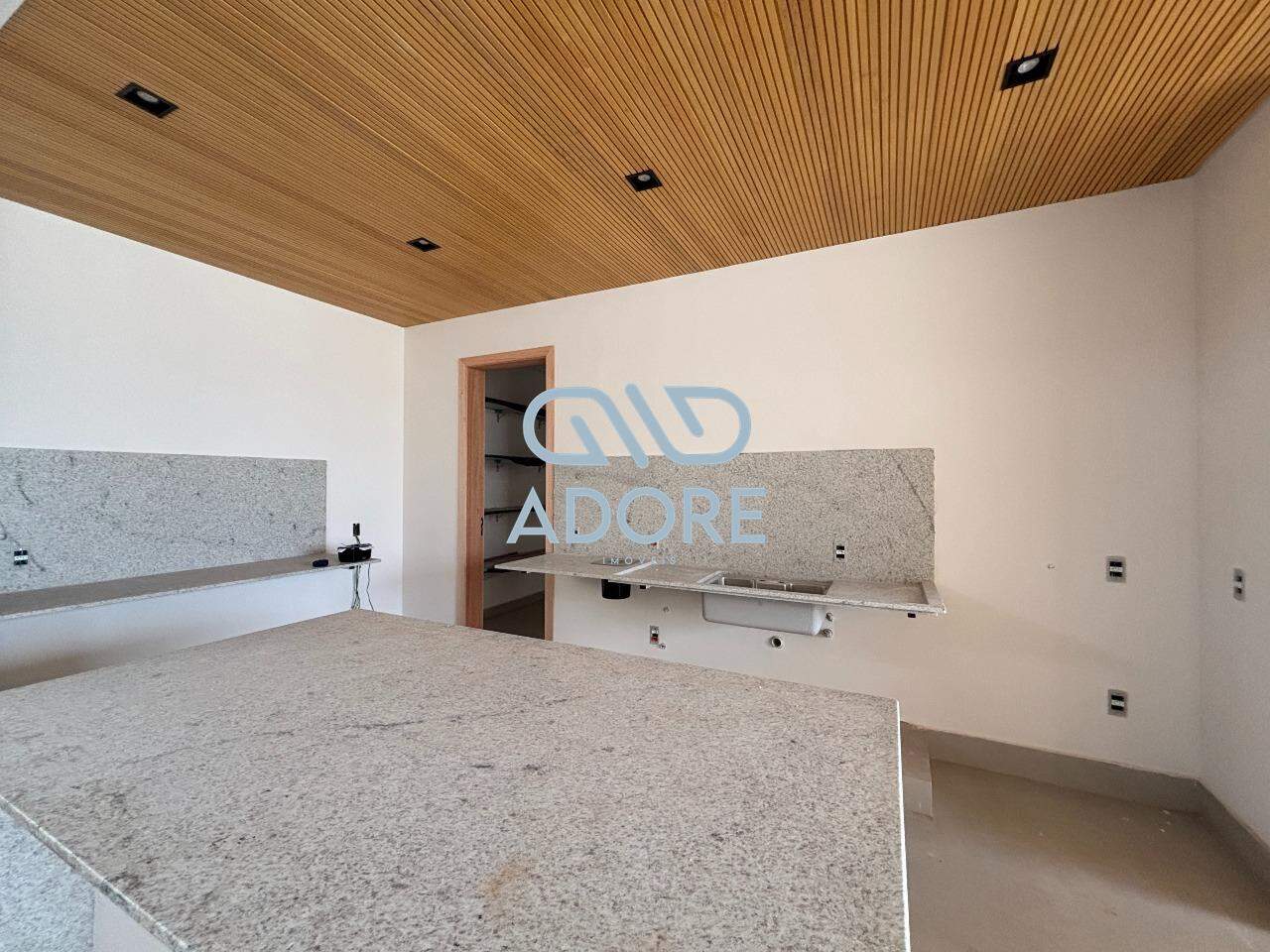 Casa de Condomínio à venda no Condomínio Campos de Santo Antônio II: 