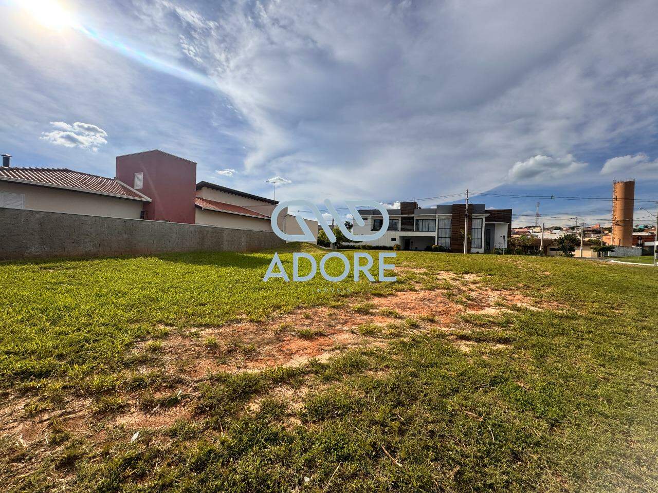 Terreno à venda no Condomínio Mirante dos Ipês: 