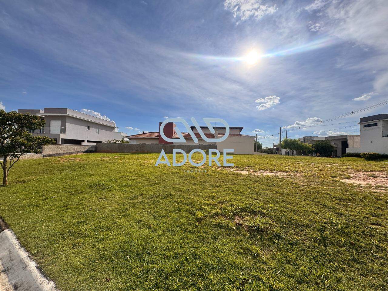 Terreno à venda no Condomínio Mirante dos Ipês: 