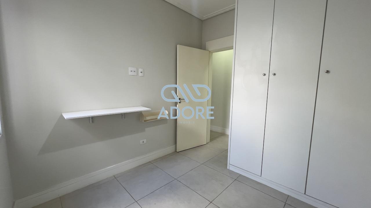 Casa de Condomínio à venda no Condomínio Village Moutonnée: 