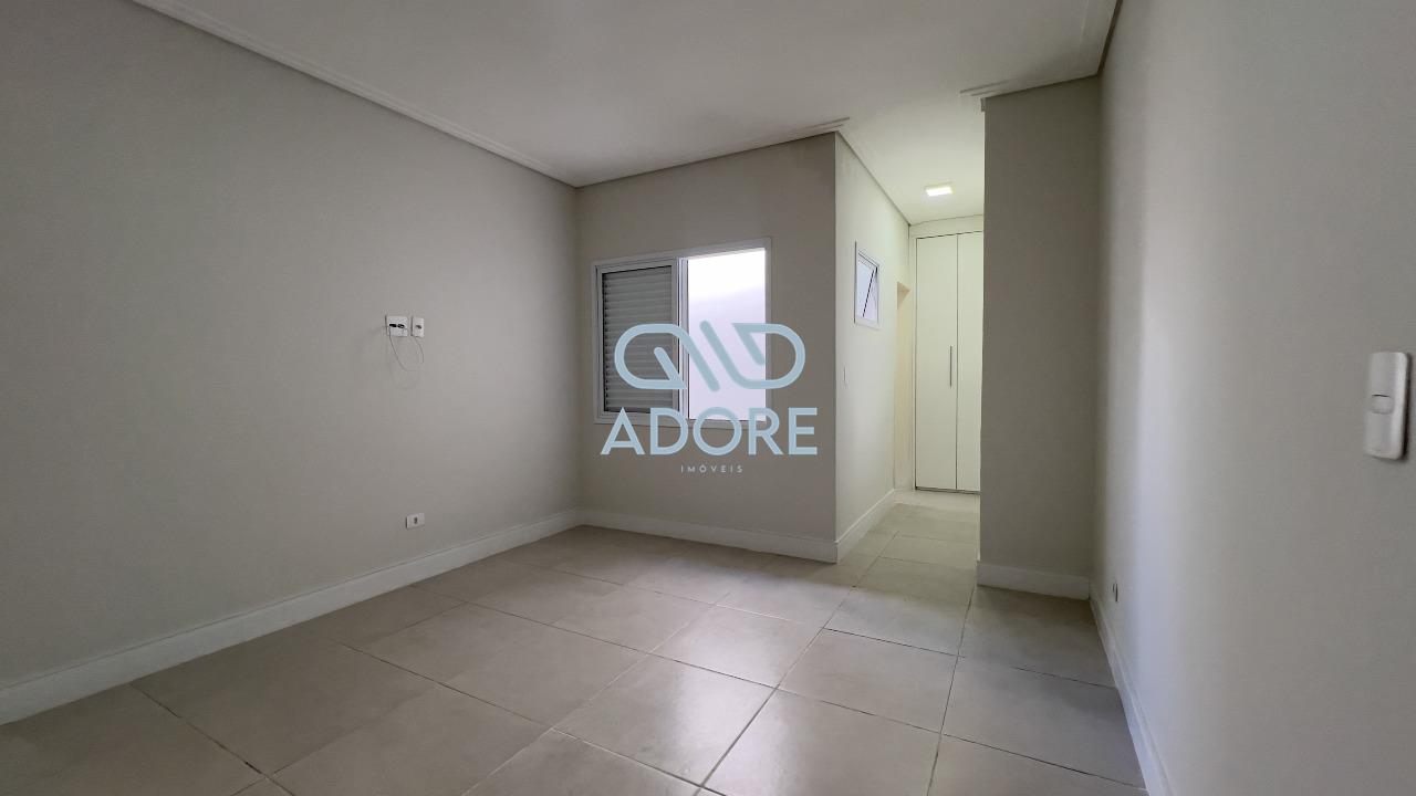 Casa de Condomínio à venda no Condomínio Village Moutonnée: 