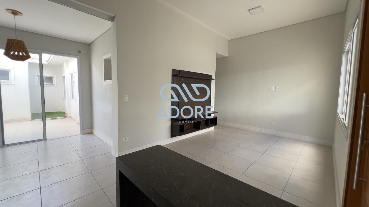 Casa de Condomínio à venda no Condomínio Village Moutonnée: 