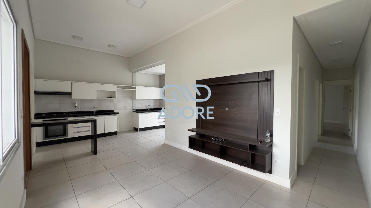 Casa de Condomínio à venda no Condomínio Village Moutonnée: 