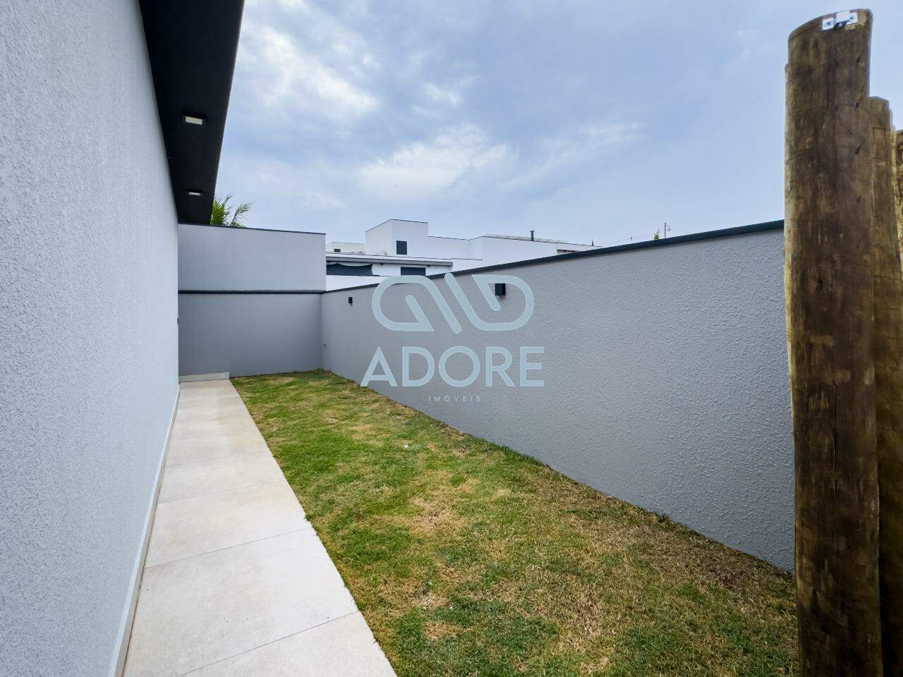 Casa de Condomínio à venda no Condomínio Helvétia Park II: 