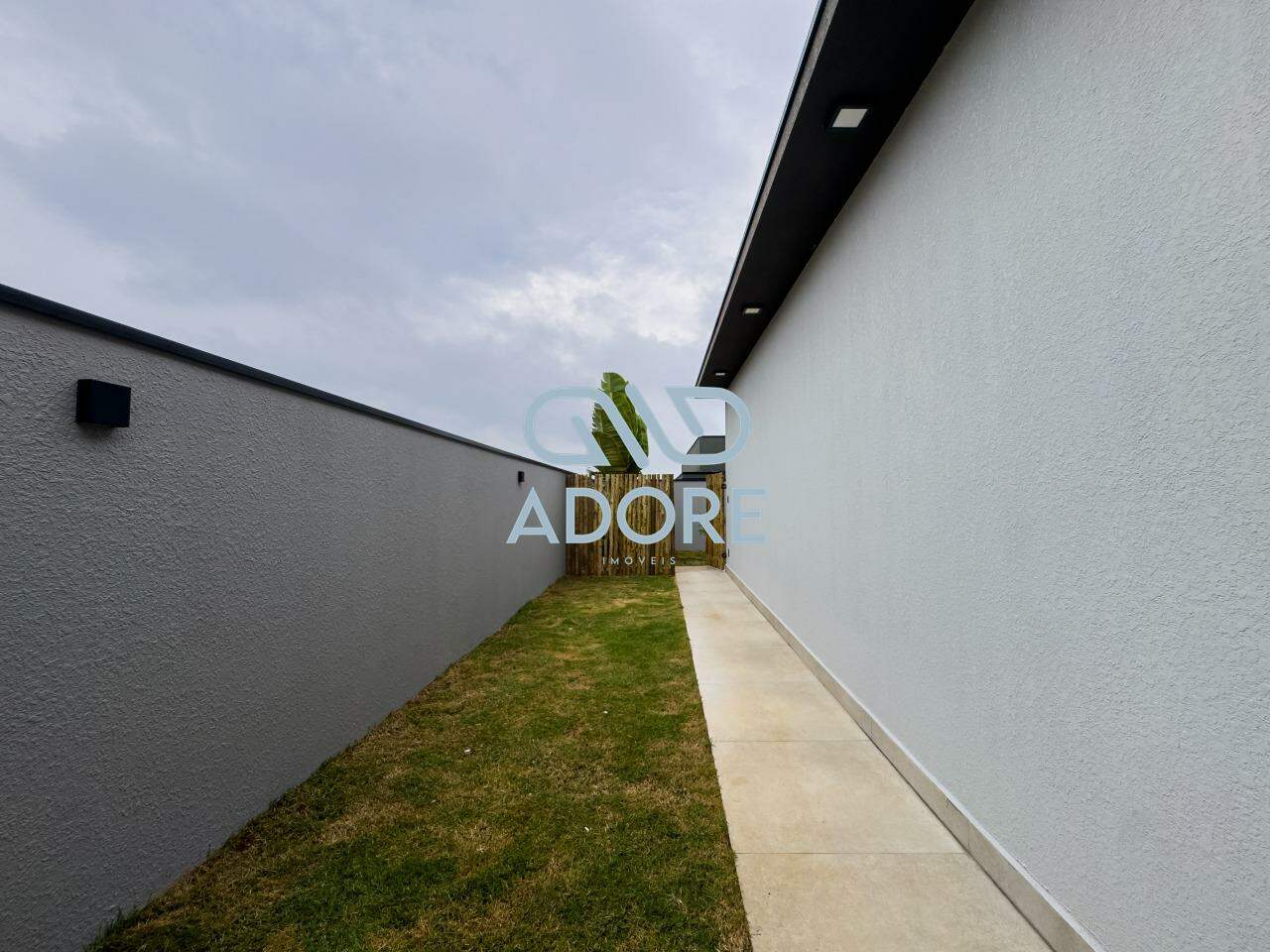 Casa de Condomínio à venda no Condomínio Helvétia Park II: 