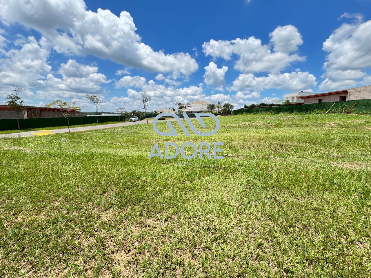Terreno à venda no Condomínio Terras de São José II : 