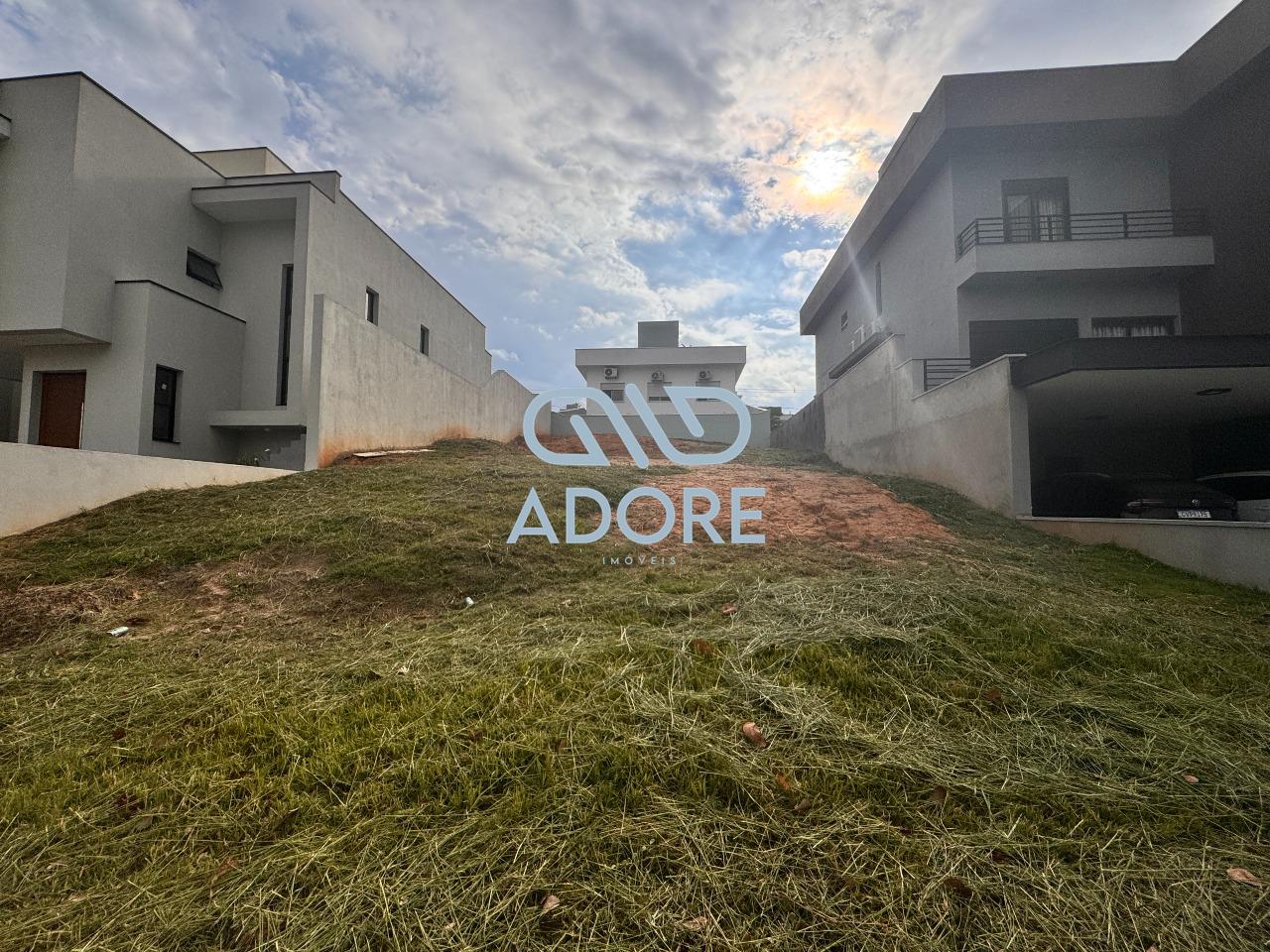 Terreno à venda no Condomínio Residencial Central Parque: 