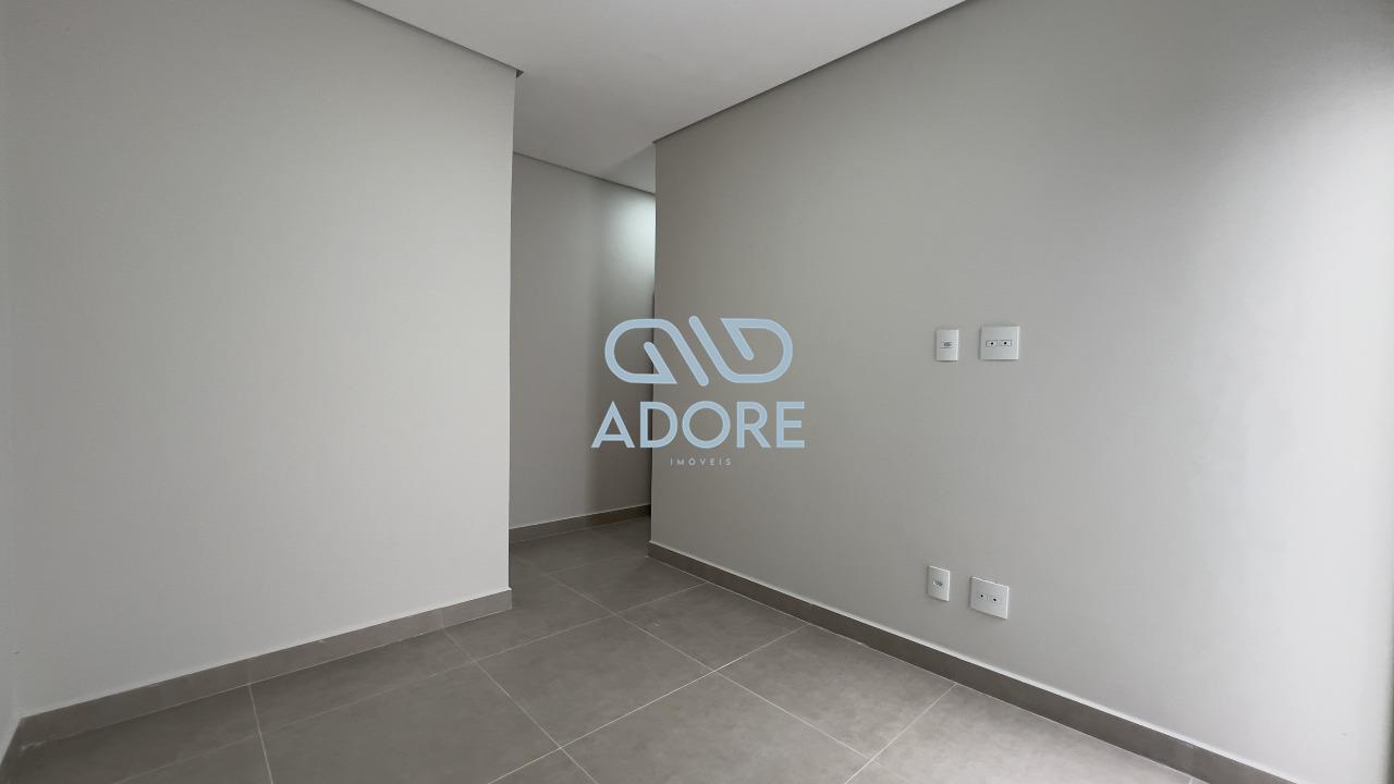 Casa de Condomínio à venda no Condomínio Village Moutonnée: 