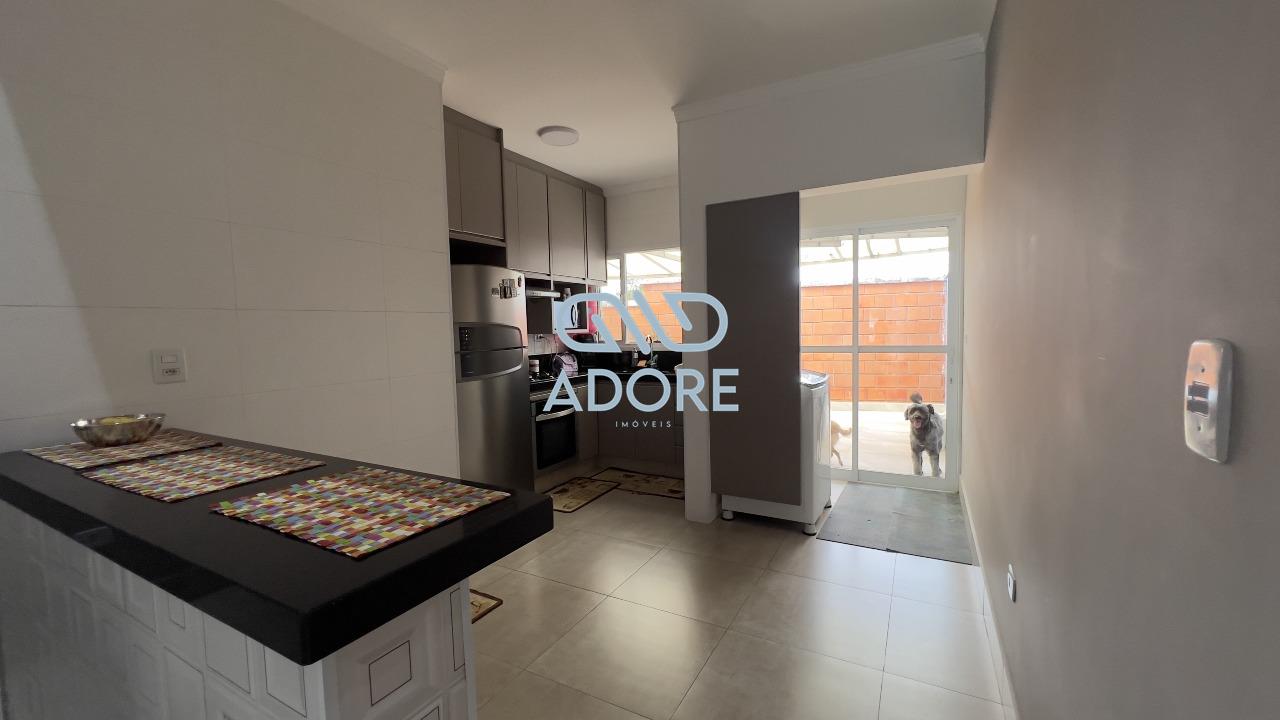 Casa de Condomínio à venda no Condomínio Village Moutonnée: 