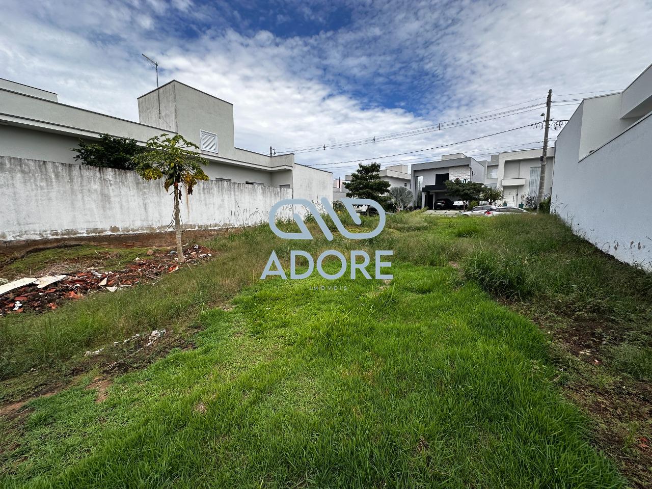 Terreno à venda no Condomínio Residencial Central Parque: 