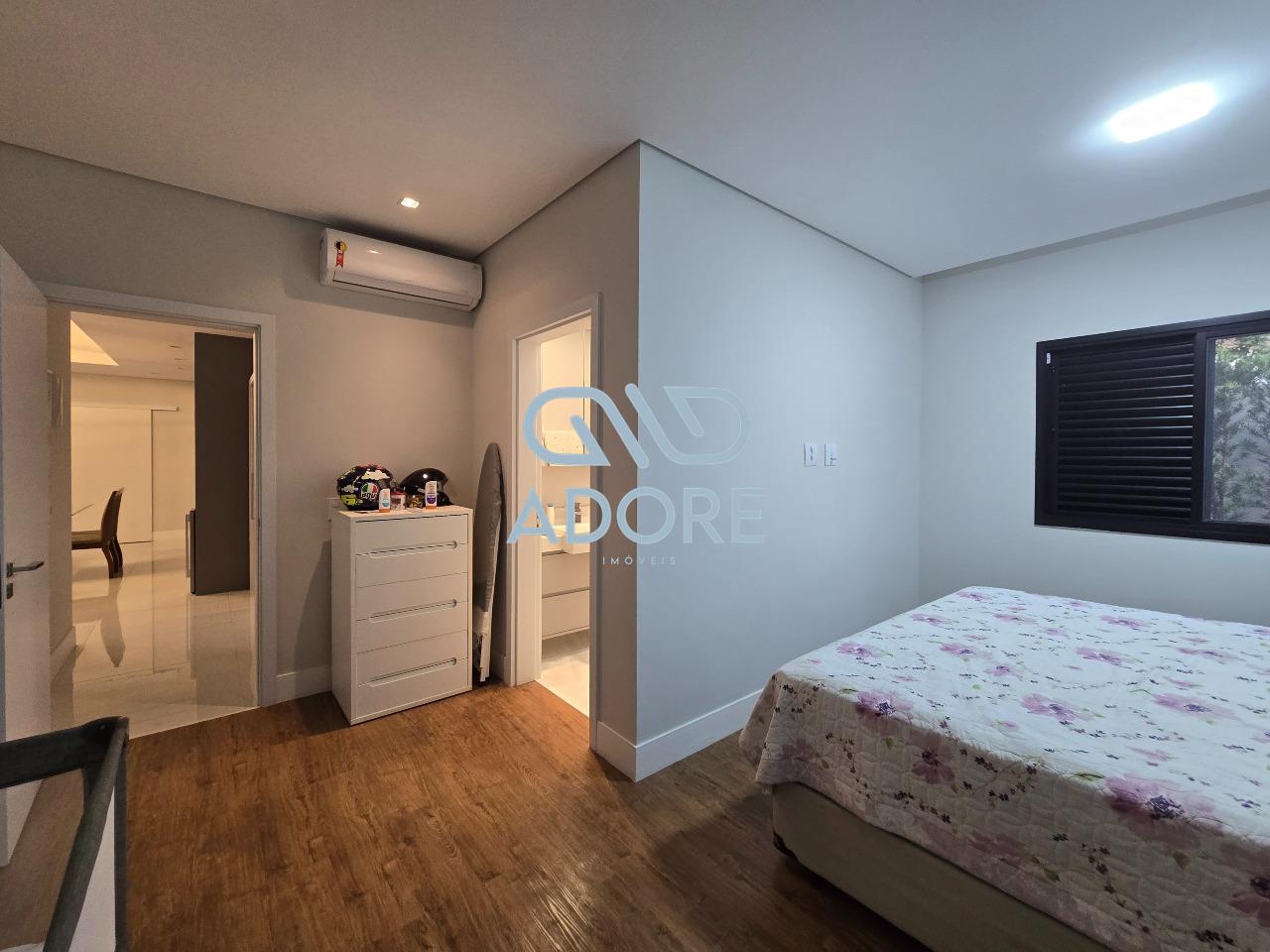 Casa de Condomínio à venda no Condomínio Terras de Mont Serrat: 