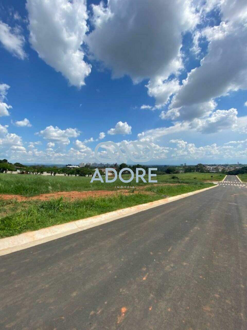 Terreno à venda no Chácara Alvorada: 
