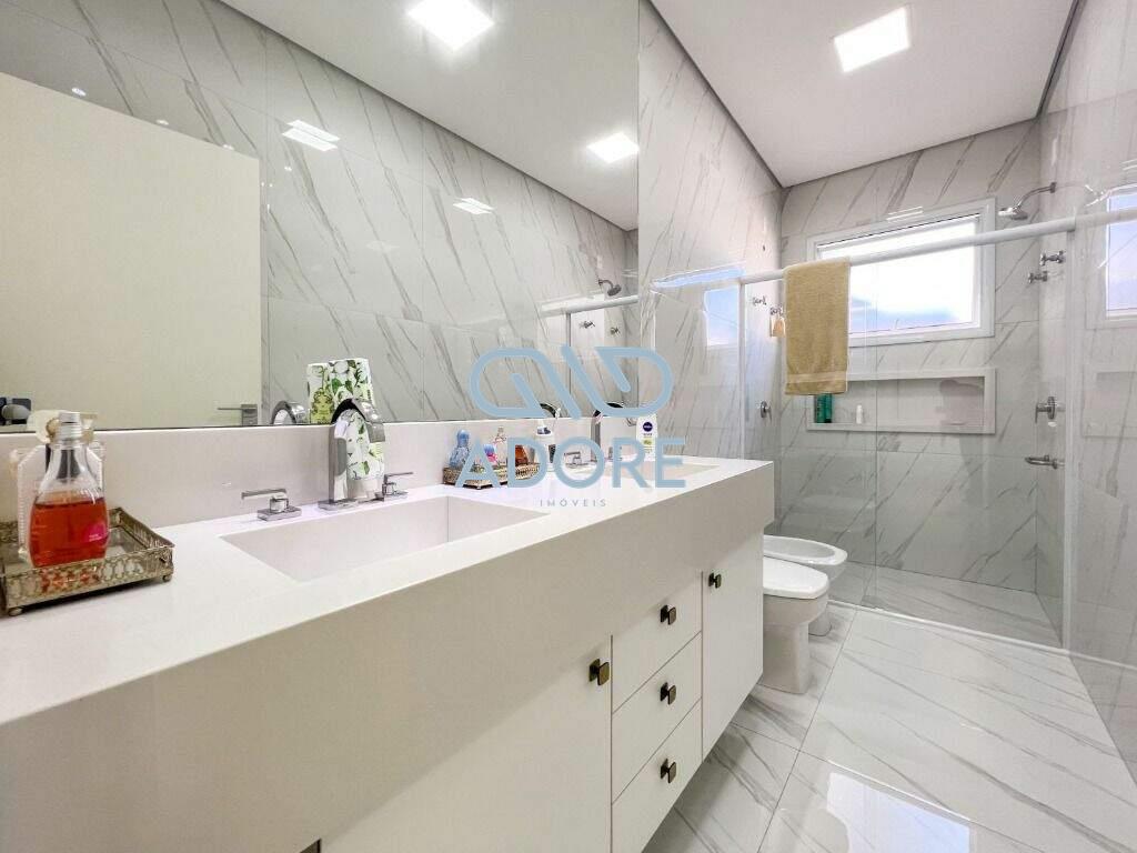 Casa de Condomínio à venda no Vila Suíça: 