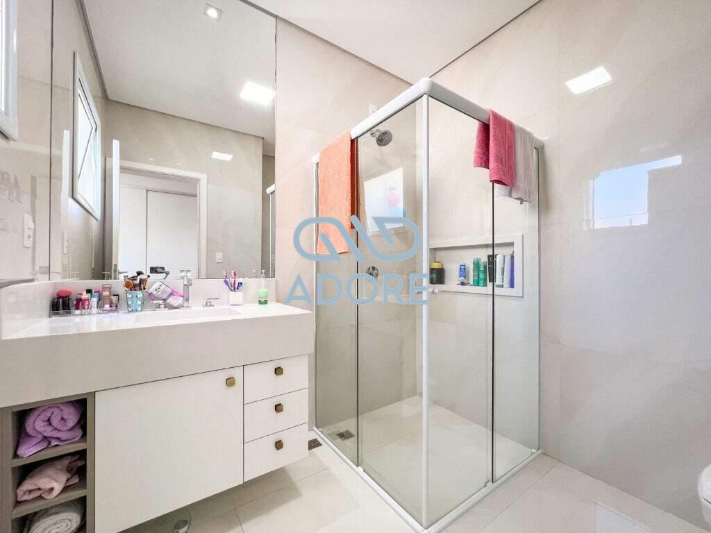 Casa de Condomínio à venda no Vila Suíça: 