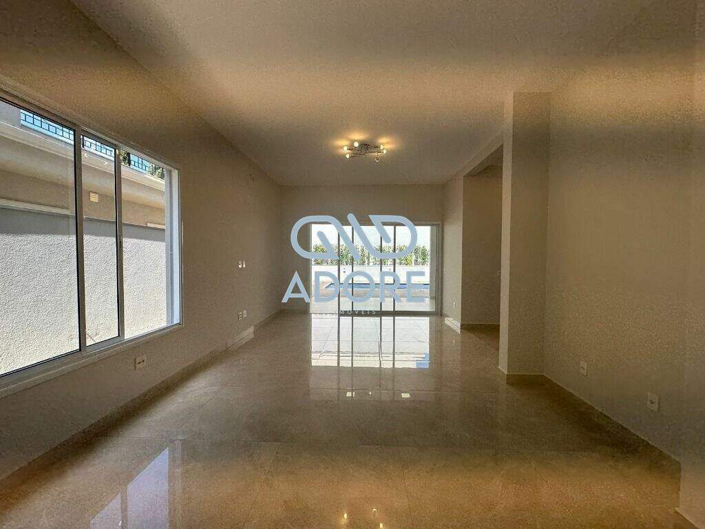 Casa de Condomínio à venda no Vila Suíça: 