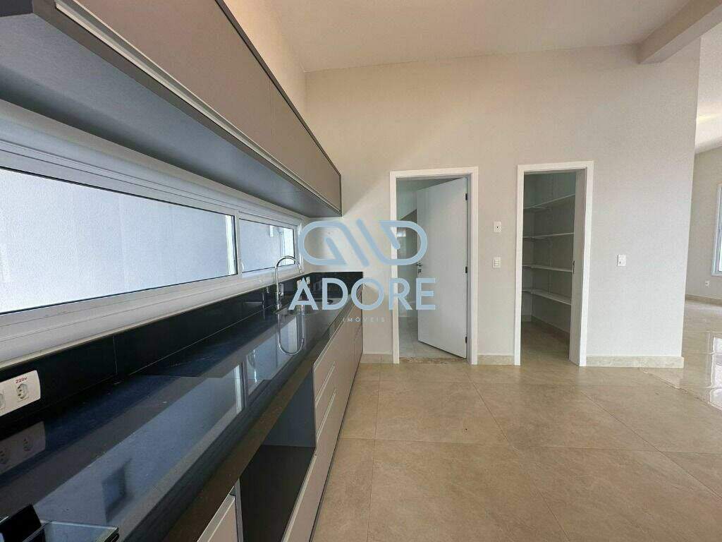 Casa de Condomínio à venda no Vila Suíça: 