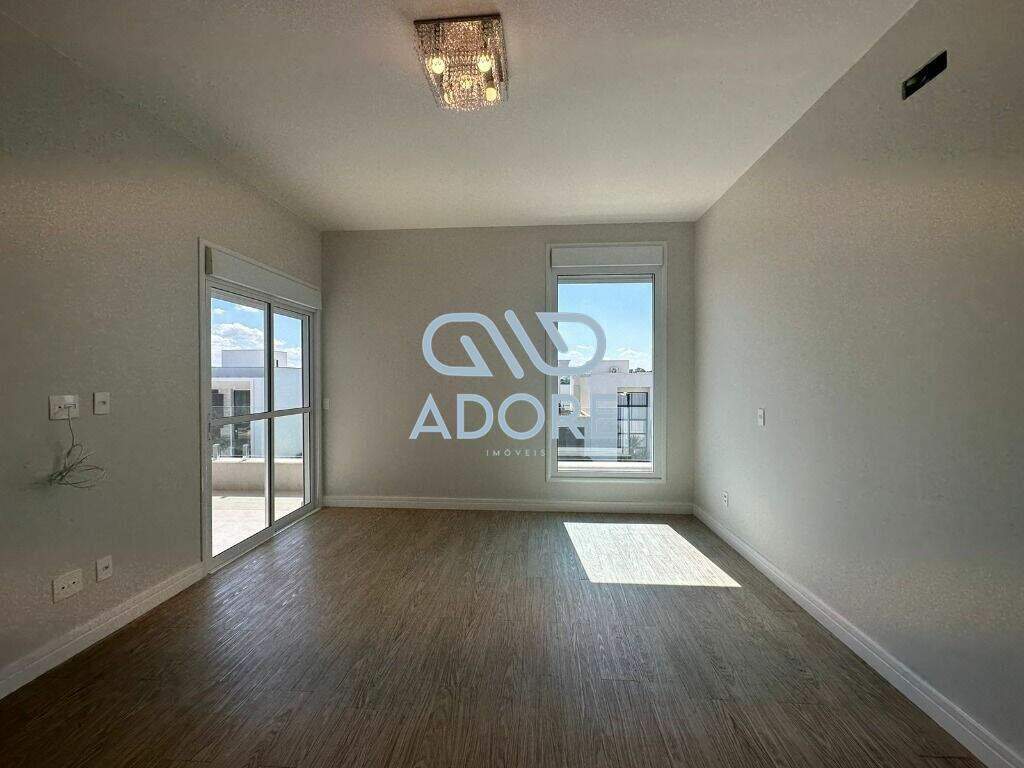 Casa de Condomínio à venda no Vila Suíça: 