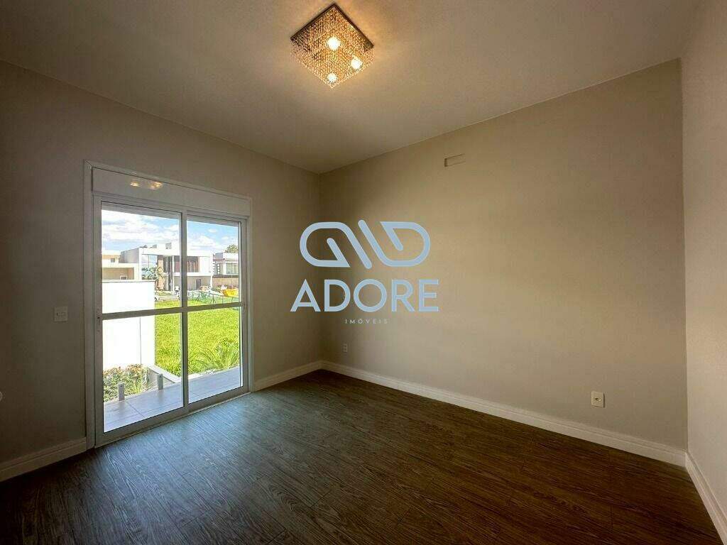 Casa de Condomínio à venda no Vila Suíça: 