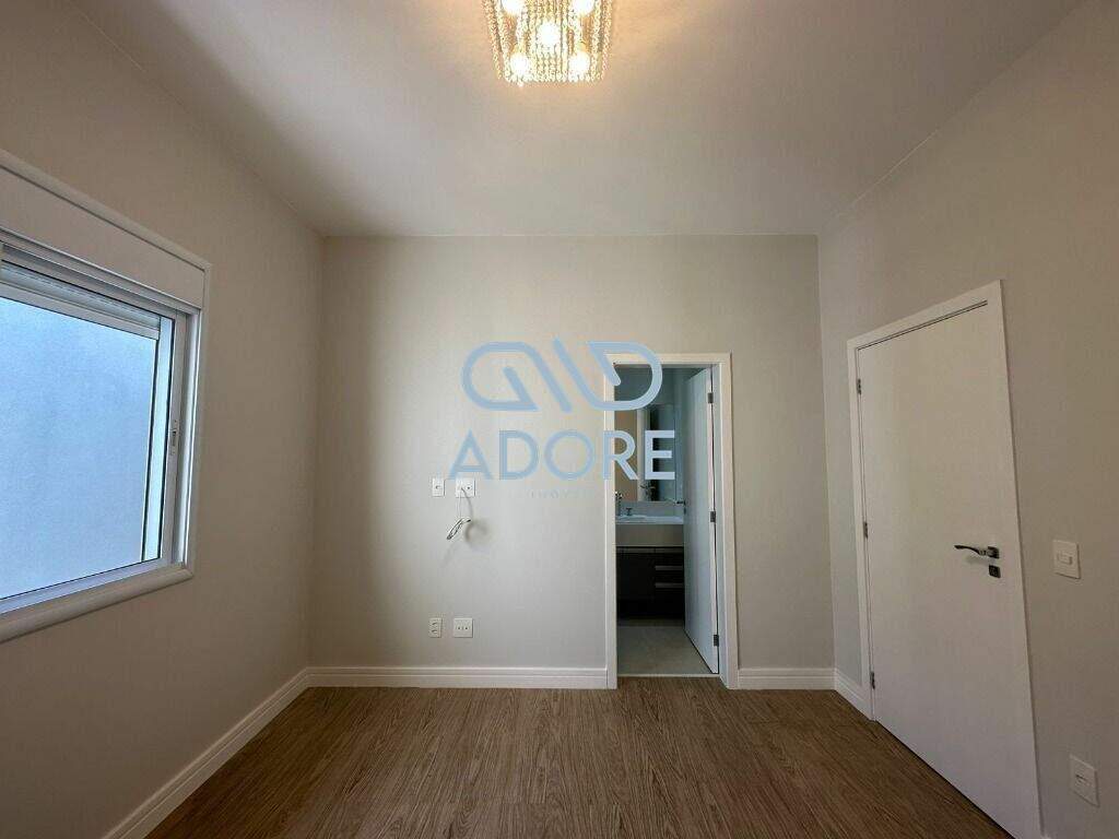 Casa de Condomínio à venda no Vila Suíça: 