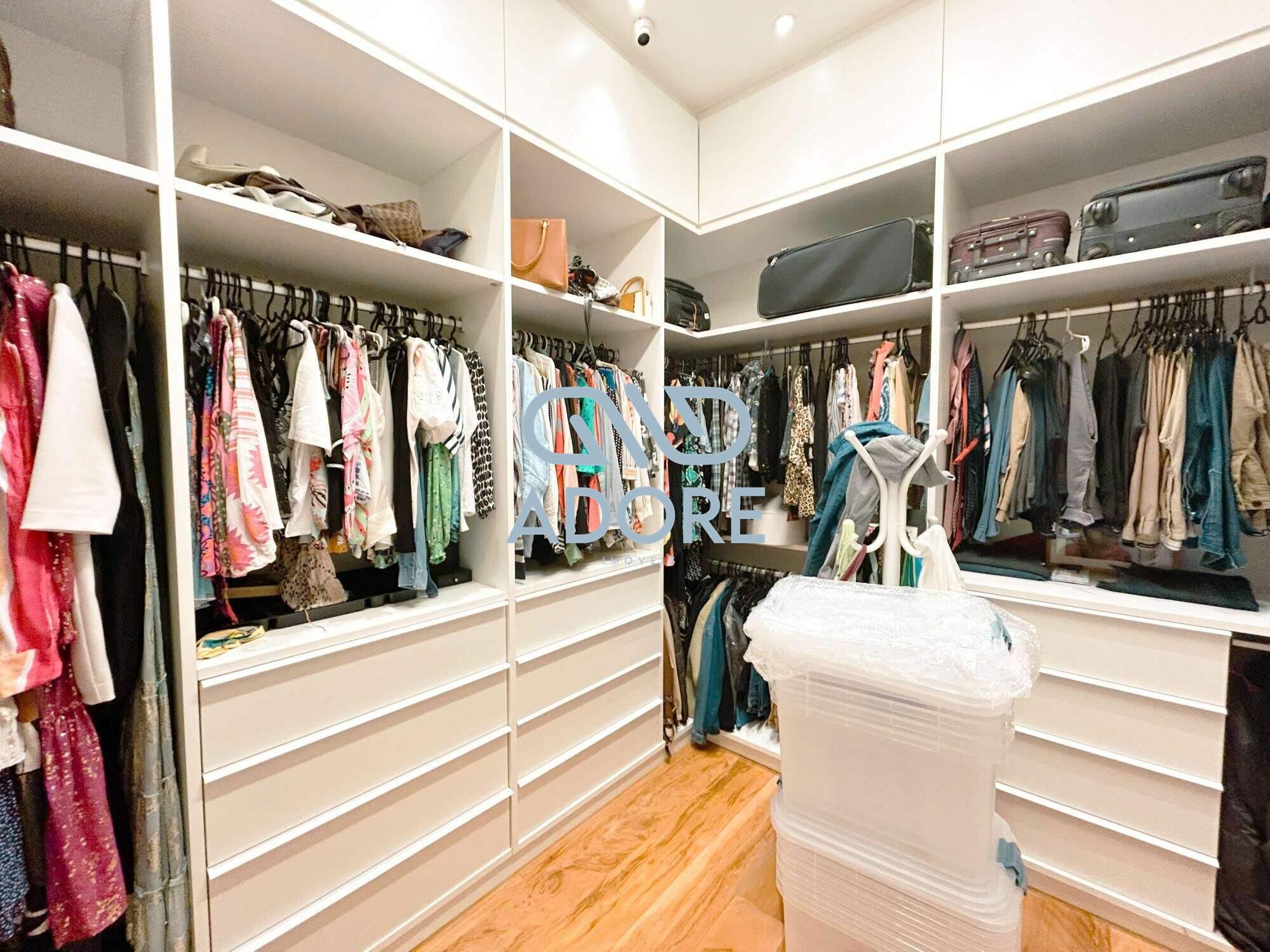 Casa de Condomínio à venda no Condomínio Campos de Santo Antônio II: 