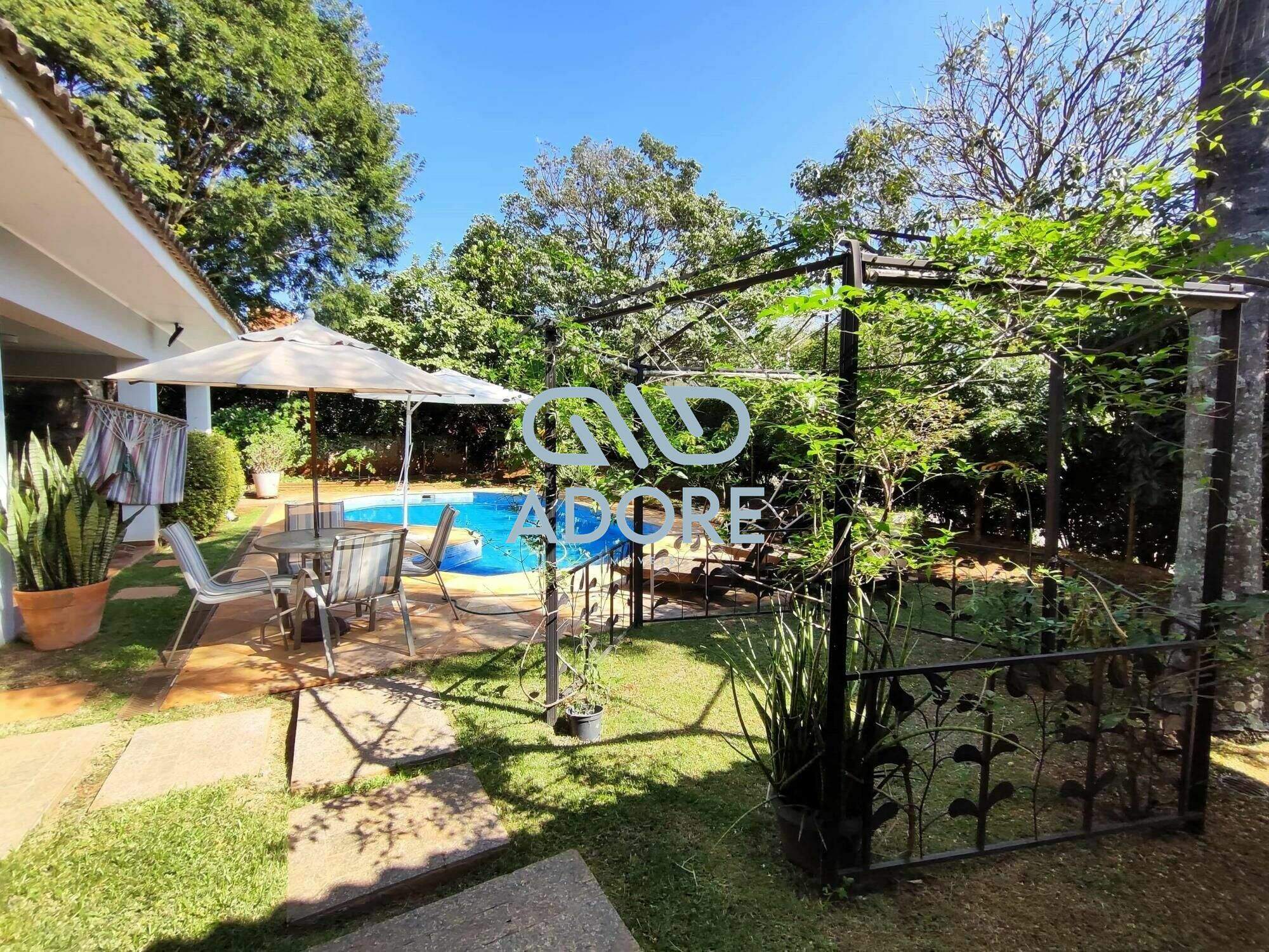 Casa de Condomínio à venda no Condomínio Campos de Santo Antônio : 