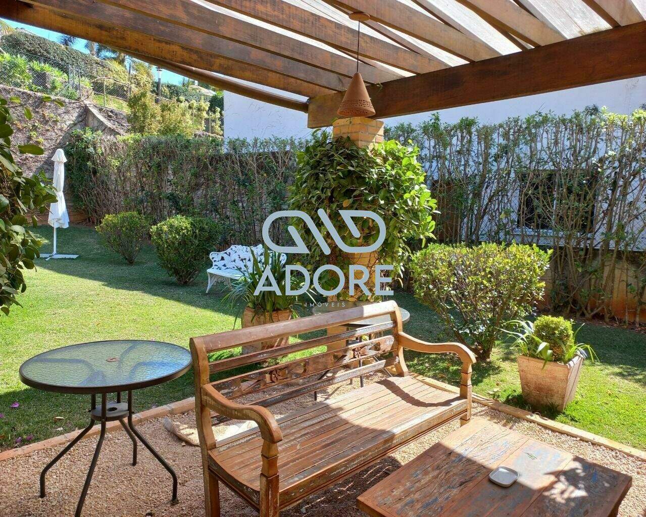 Casa de Condomínio à venda no Condomínio Campos de Santo Antônio : 